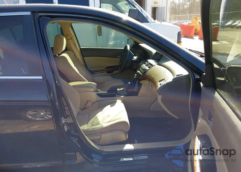 2008 Honda Accord 2.4 Ex z USA, uszkodzony, nr VIN JHMCP26728C071024